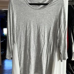 Used women's three-quarter length shirt